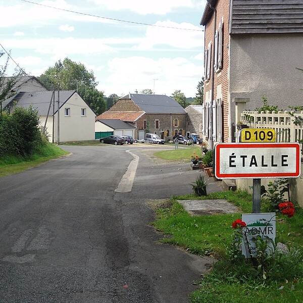 Étalle_(Ardennes)_city_limit_sign